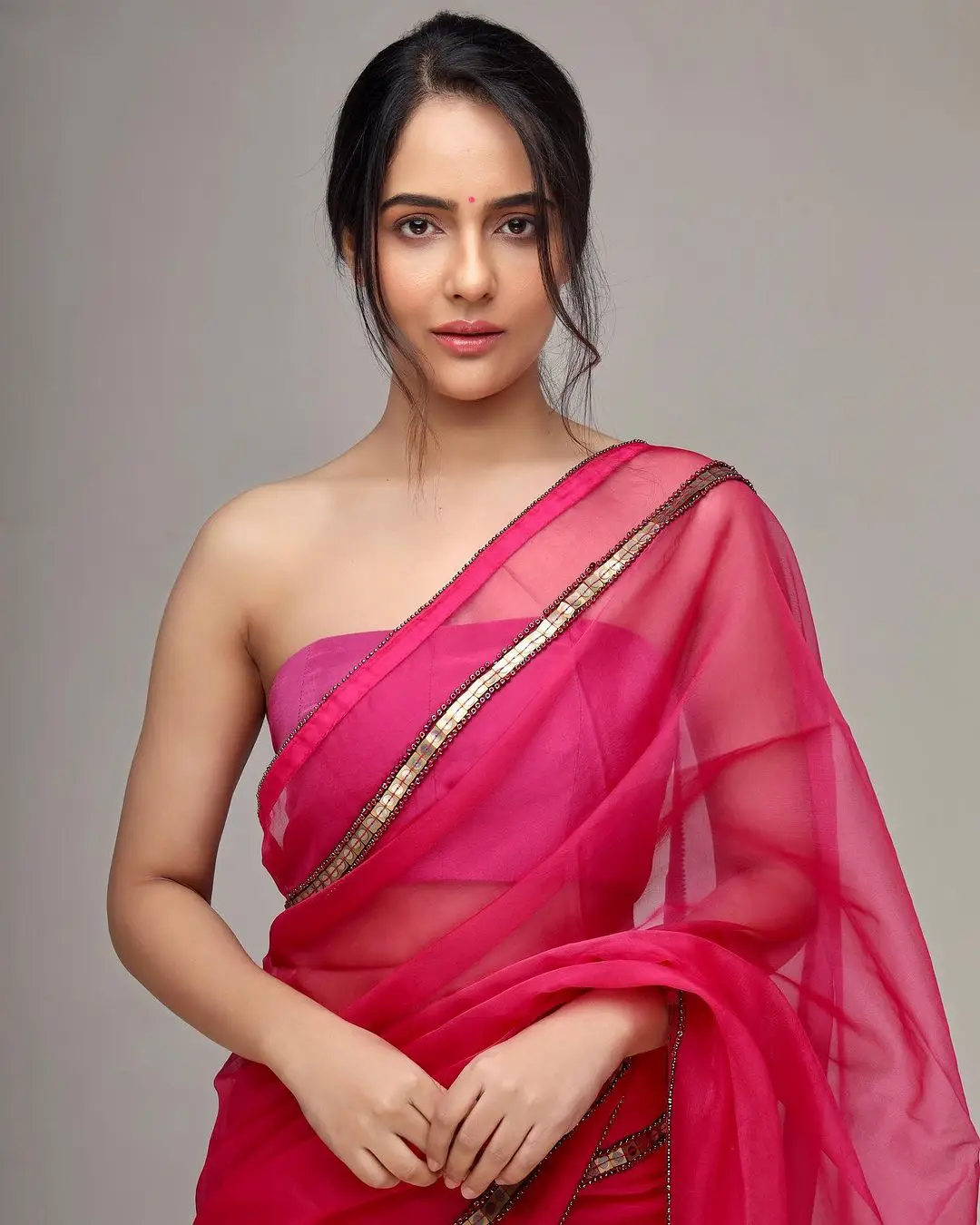 Malvi Malhotra Stills in Red Saree Sleeveless Blouse